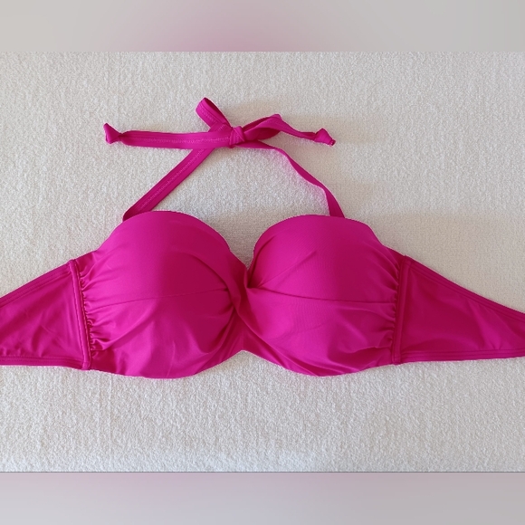 LASCANA Twist Bandeau Bikini Top, size 36DD - Picture 2 of 13